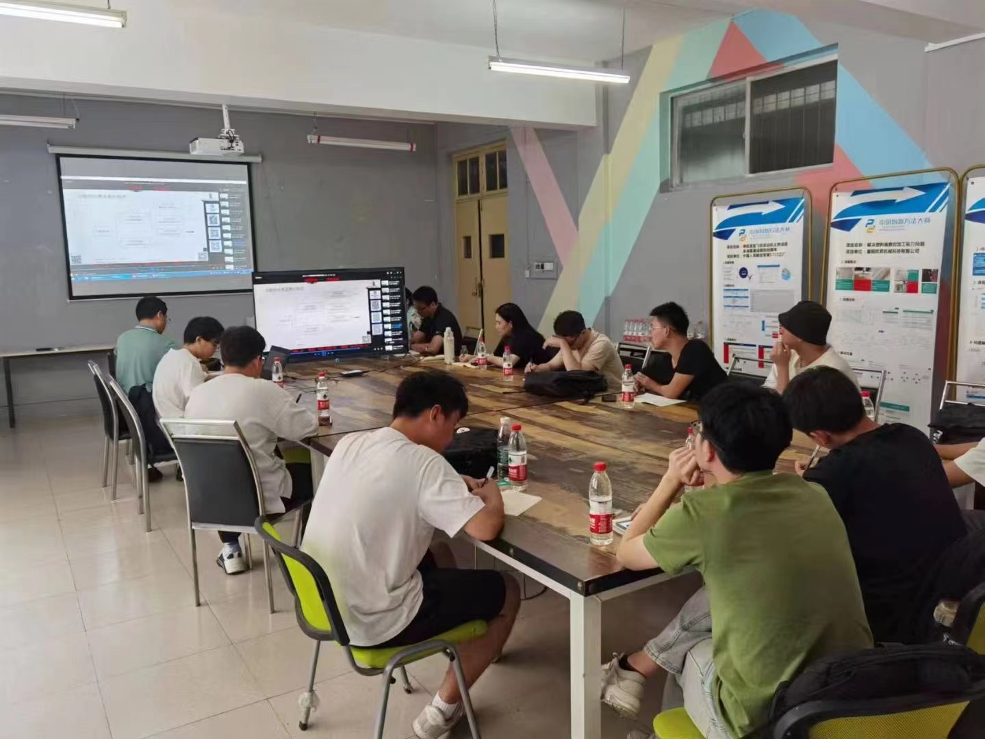 RDMI®TRIZ一级公益培训在襄阳市成功举办 RDMI®TRIZ一级公益培训在襄阳市成功举办