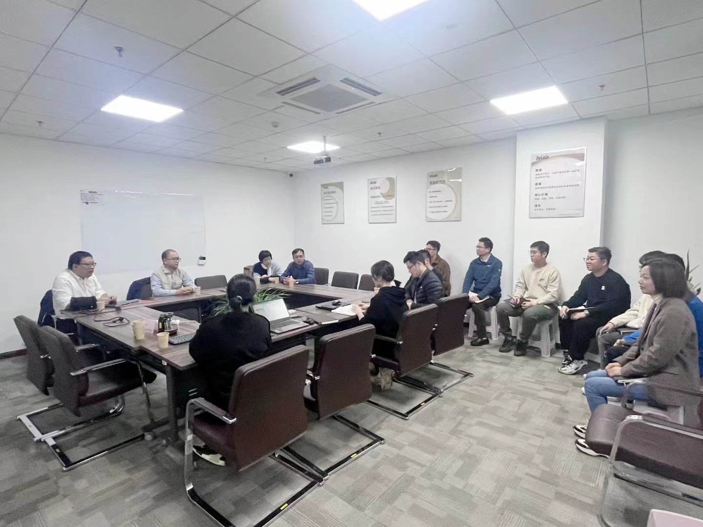 孙永伟博士与RDMI ®TRIZ 三级专家共同指导实战项目 孙永伟博士与RDMI ®TRIZ 三级专家共同指导实战项目