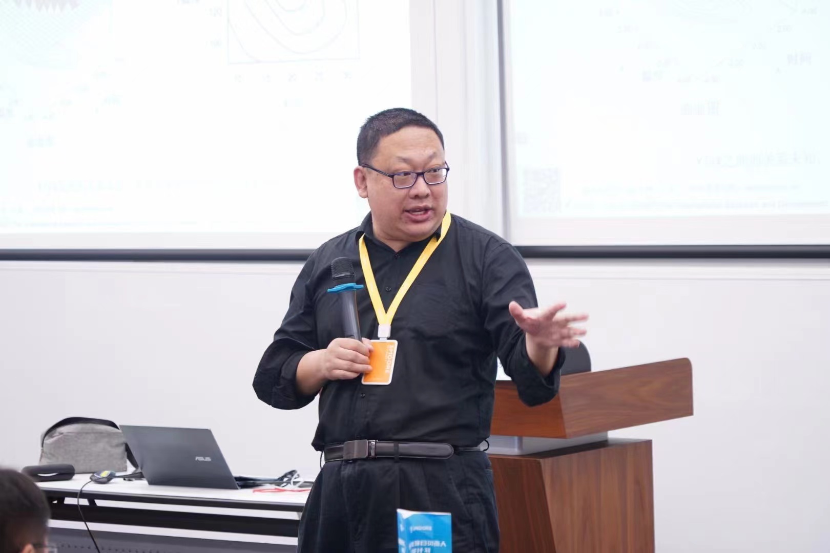 孙永伟博士执教为期三天的深圳麦克韦尔DOE试验设计培训圆满完成 孙永伟博士执教为期三天的深圳麦克韦尔DOE试验设计培训圆满完成