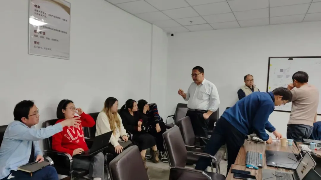 RDMI®方法论专家指导独角兽企业苏州度亘核芯光电运用TRIZ理论解决技术难题 RDMI®方法论专家指导独角兽企业苏州度亘核芯光电运用TRIZ理论解决技术难题