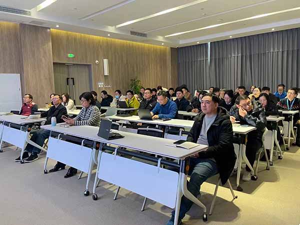 孙永伟博士为安徽华恒生物分享客户需求的全面挖掘方法 孙永伟博士为安徽华恒生物分享客户需求的全面挖掘方法