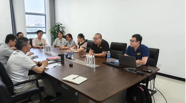 孙永伟博士在河南省科学院交流科技成果转化应对策略及创新方法 孙永伟博士在河南省科学院交流科技成果转化应对策略及创新方法