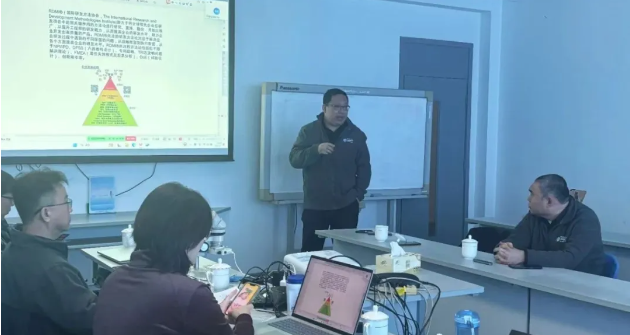 RDMI ®方法论专家团队运用现代TRIZ理论,助力上海某高科技材料企业突破量产难题 RDMI ®方法论专家团队运用现代TRIZ理论,助力上海某高科技材料企业突破量产难题